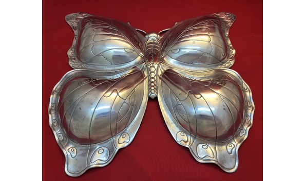 Big image butterfly tray 02
