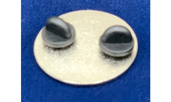 Big image 202208jwy018 2   glow in the dark atom pin