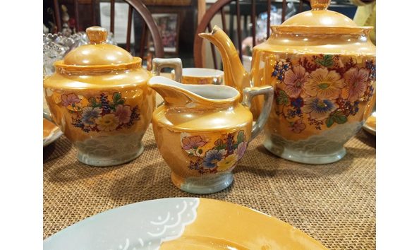 Big image lusterware teaset 3