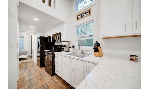 Big image creekside 2