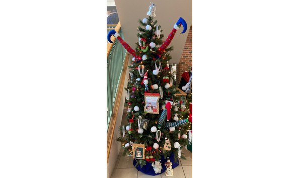 Big image 117 elf full