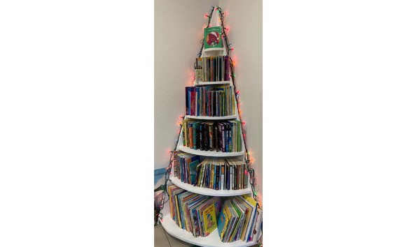 Big image 118 books full