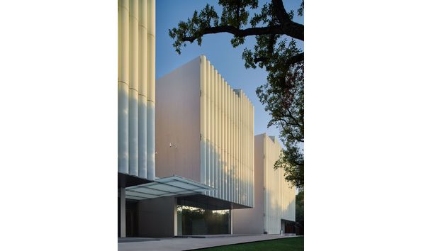Big image exterior view kinder building.1958697929154046173