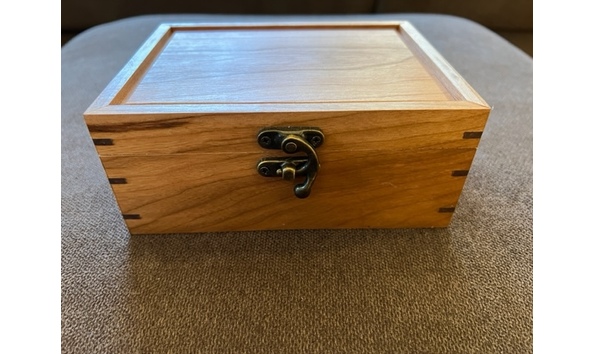 Big image mahogany and walnut box 2