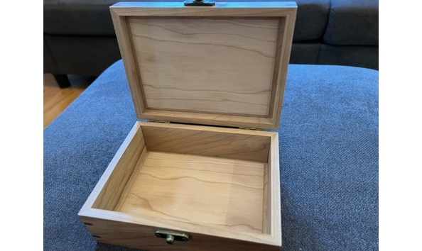 Big image mahogany and walnut box 1
