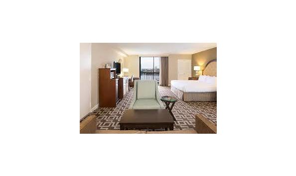 Big image doubletree suite