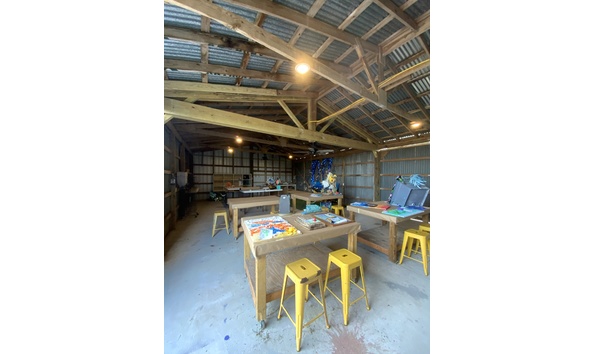 Big image eco art barn 02