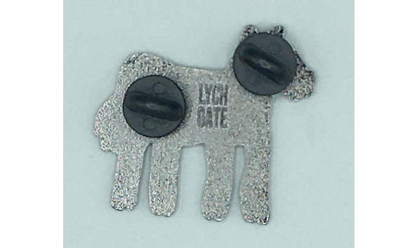 Big image 202209jwy005 3   big mountain fudge enamel horse pin