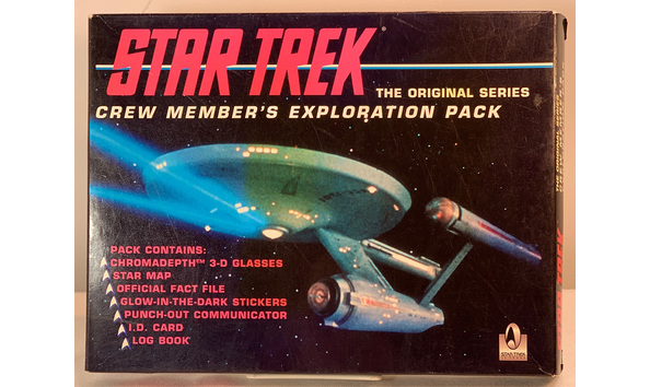 Big image 202211coll001   st tos crew member exploration pack