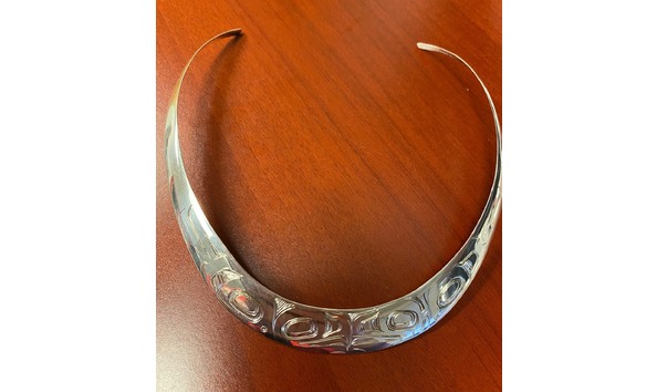 Big image silver lovebirds neck ring by sam sheakley 1