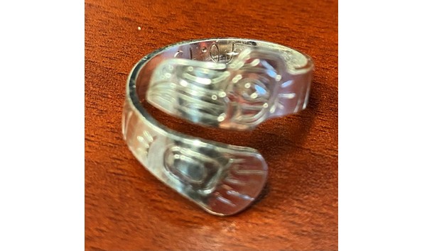 Big image raven ring by doug chilton