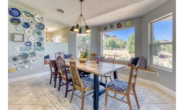 Big image big image airbnbdineandenjoyredrockviews