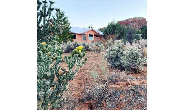 Big image big image airbnbexterior