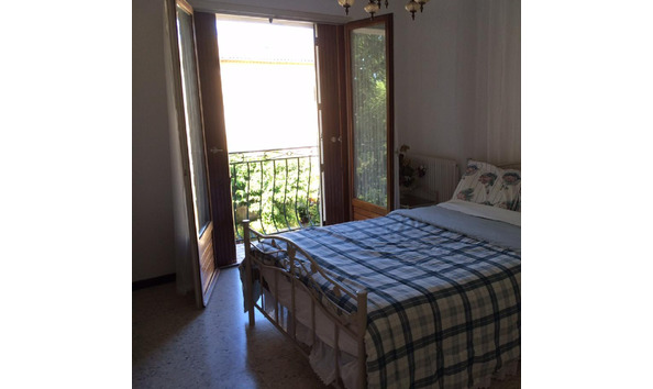 Big image online auction32