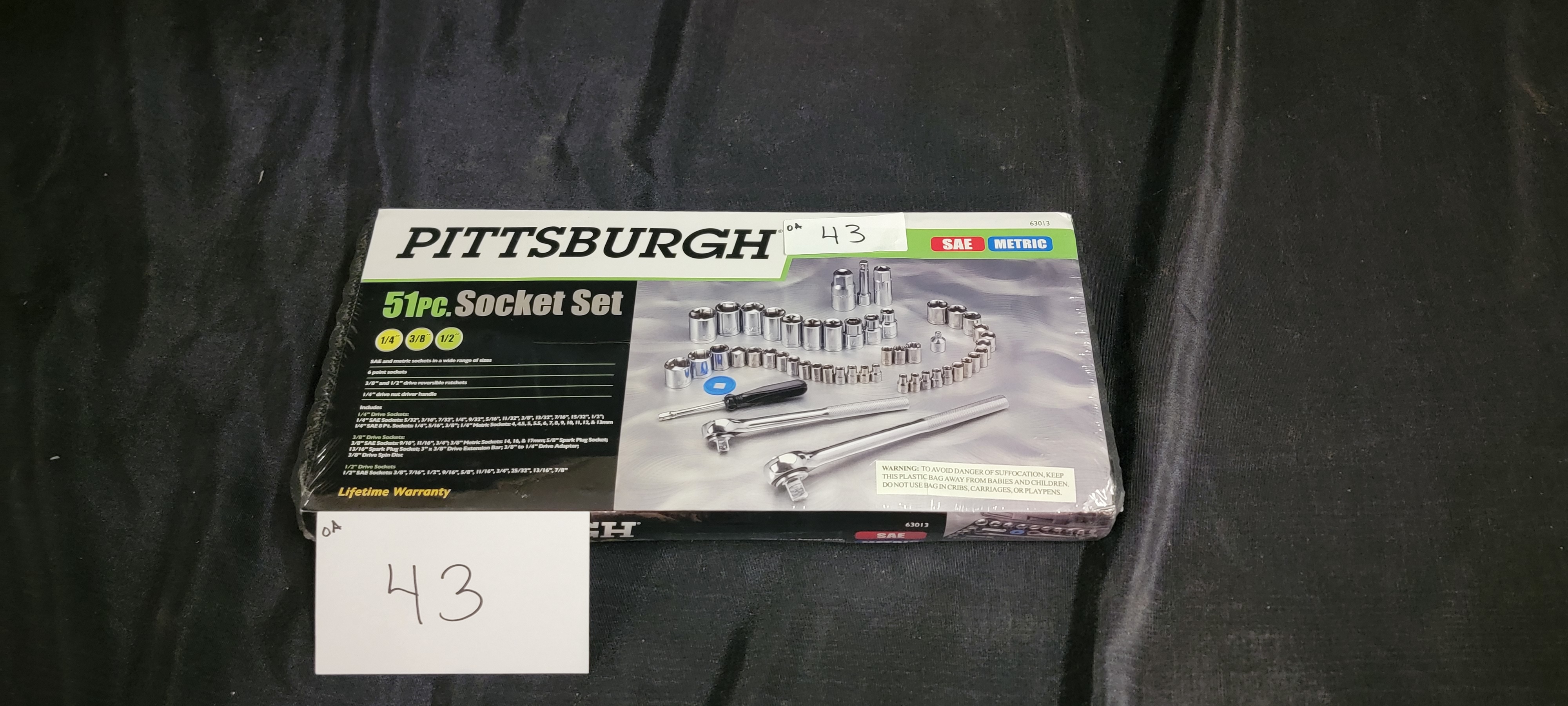 Pittsburgh 51 pc Socket Set