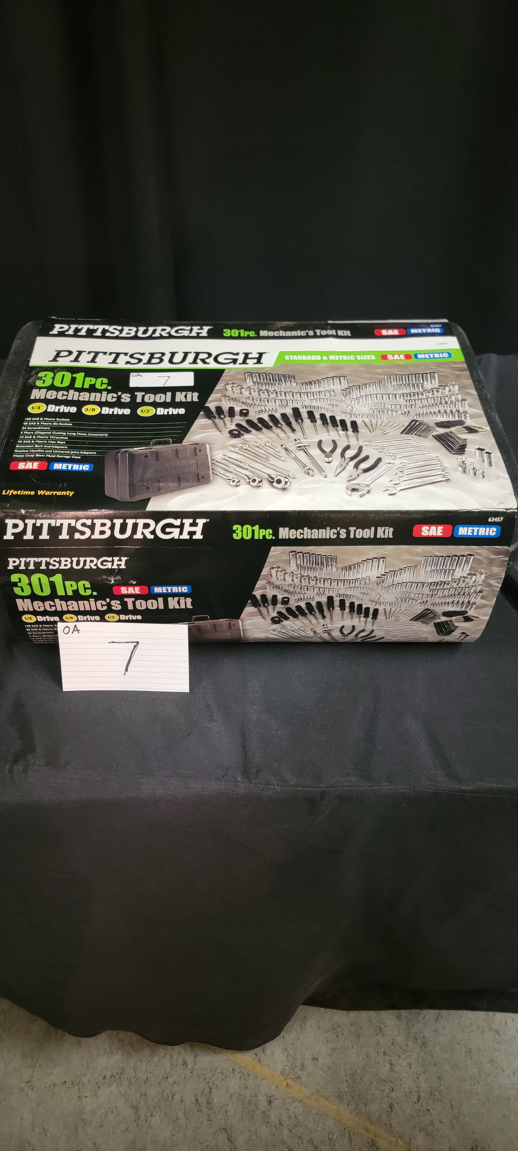Pittsburgh 301 pc Mechanic's Tool Set