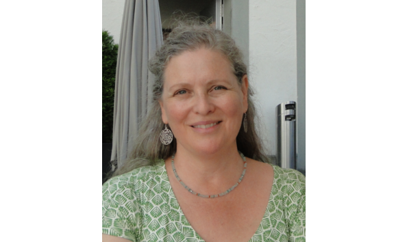 Big image paula pryce