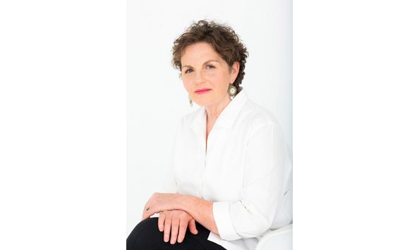 Big image iona whishaw