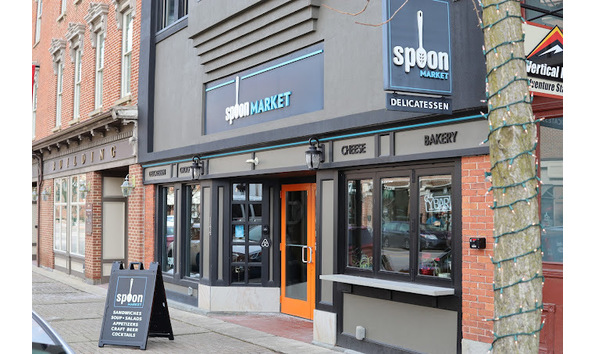 Big image spoon facade