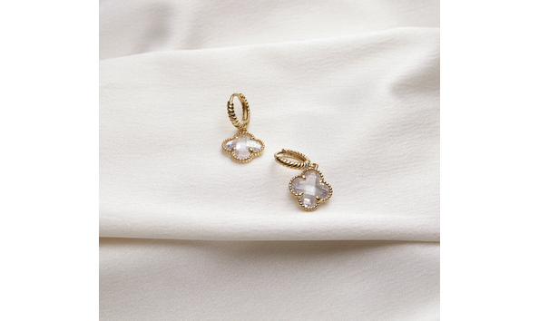 Big image everyday glamor earrings yellow gold  image 1 